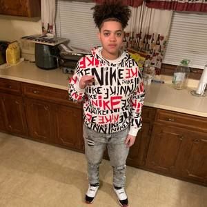 Meet your Posher, Diamond